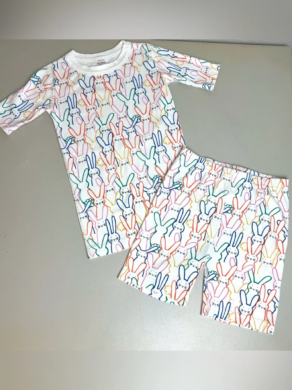 Hanna Andersson Rainbow Bunny Rabbit Graphic 2 Piece Short Pajamas Set Size 12
